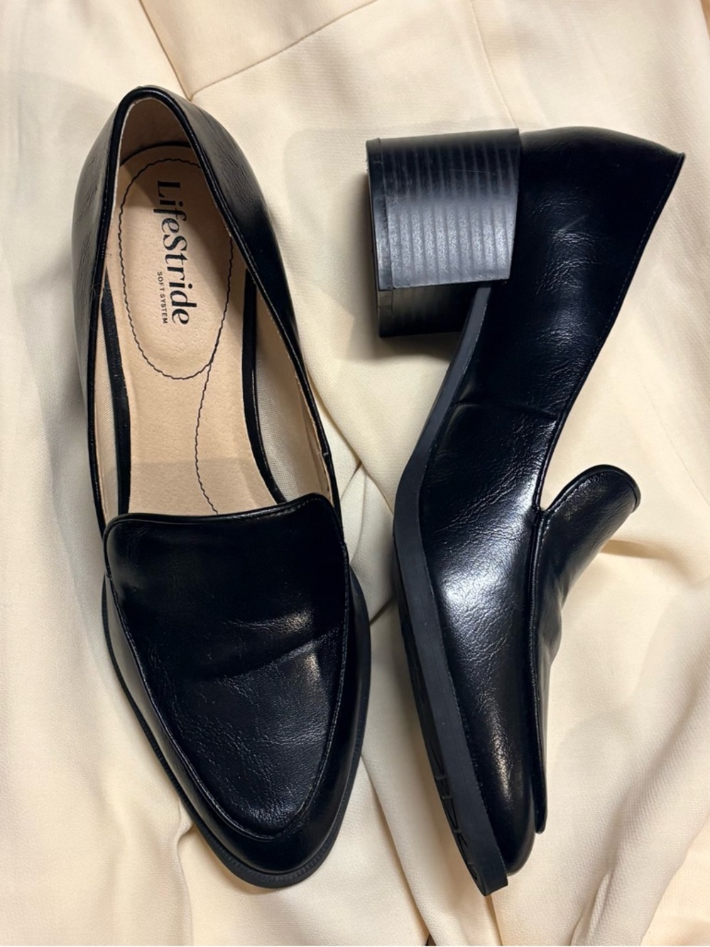 Life Stride Devyn Black Leather Comfortable Work Block-Heel Loafers